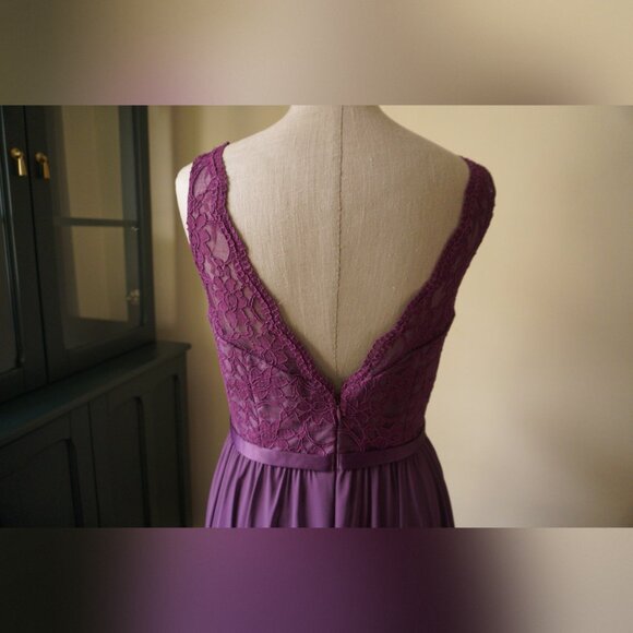 💜 Morilee Madeline Gardner Style 714 Bridesmaid/Formal Gown - US 12 - Eggplant - Picture 2 of 12